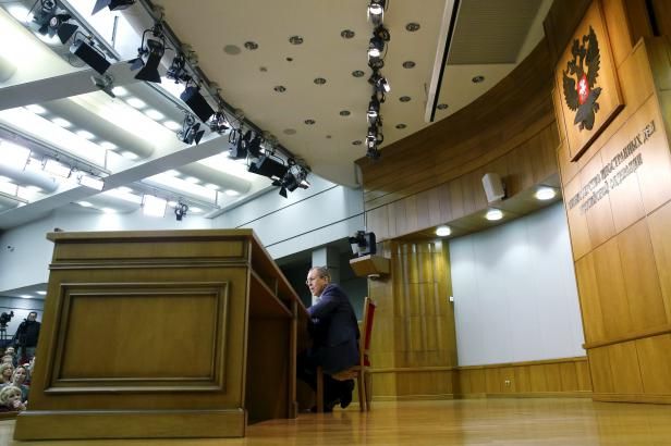 obrázek: Lavrov: Spolupráce se Západem ano, ale jen jako rovný s rovným