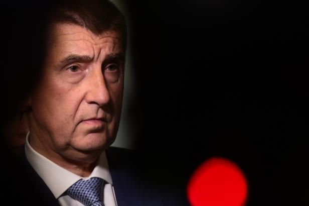 obrázek: „Lex Babiš“ míří po bouřlivé debatě do finále. Protesty ANO nepomohly
