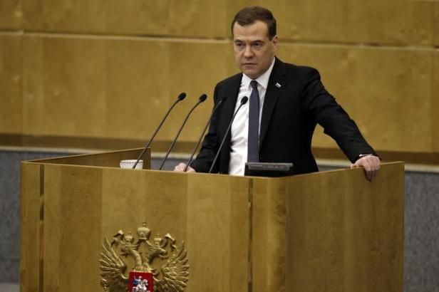 obrázek: Medvěděv: Pokud Ukrajina nebude platit dluhy, budeme tvrdí