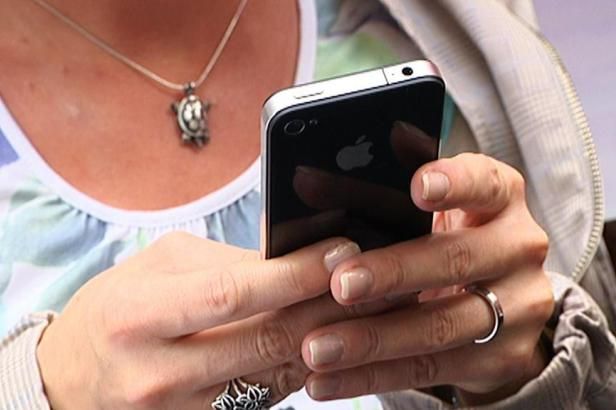 obrázek: Méně SMS i hovorů, naopak objem dat na Štědrý den vzrostl v desítkách procent