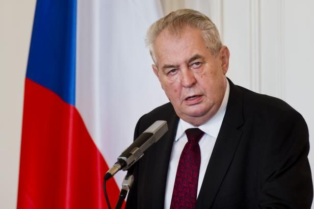obrázek: Miloš Zeman má jít svědčit k soudu – jde o odměny v kauze Lidového domu