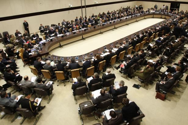 obrázek: NATO plánuje stálá velitelství na Slovensku a v Maďarsku