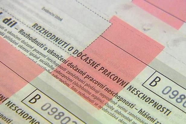 obrázek: Návrat k proplácení prvních dnů nemoci už naráží na problémy