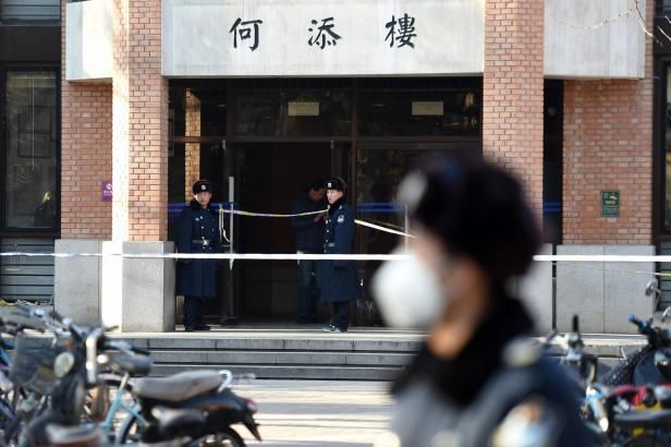 obrázek: Nebe nad Pekingem se znovu zahaluje. Čína obnovila krizový stupeň