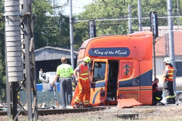 obrázek: Nehoda ve Studénce: Řidič kamionu byl obviněn z obecného ohrožení