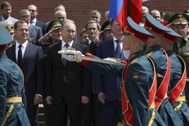obrázek: Nejsme hrozbou. Jednáme v sebeobraně, řekl Putin ke zbrojení
