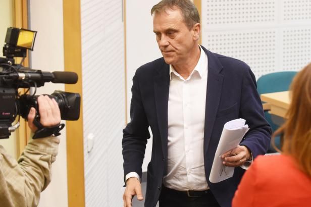 obrázek: Obviněný Rozbořil zveřejní informace o své kauze, ale jen ty mimo spis