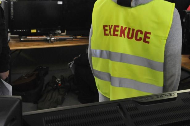 obrázek: Odměny exekutorů bývají vyšší než dluh. Vláda chce změnu