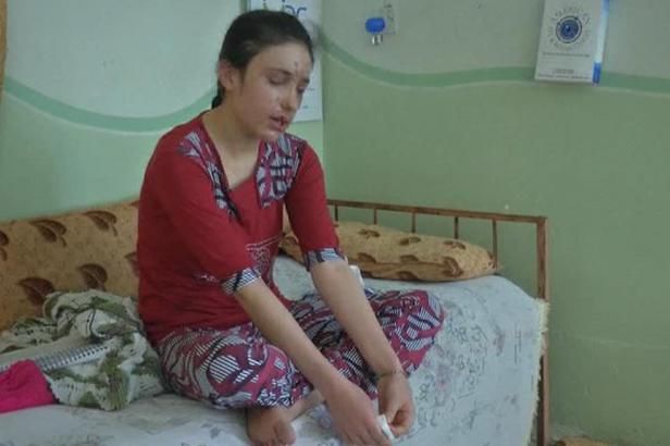 obrázek: Osmnáctiletá jezídka uprchla ze zajetí islamistů, v otroctví přežívají tisíce dalších žen