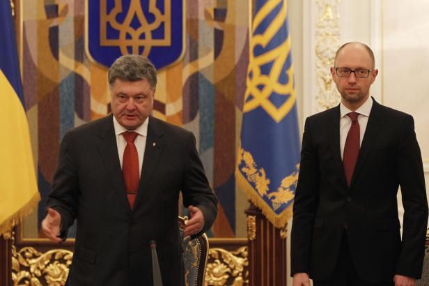 obrázek: Podpora Porošenka klesá. Podle výzkumu je nižší, než jakou měl od Ukrajinců Janukovyč