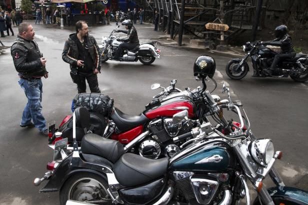 obrázek: Polsko nepustí ruské Noční vlky do země