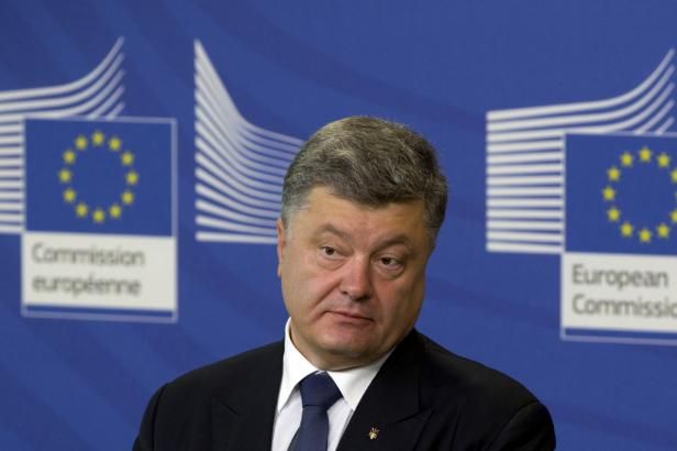 obrázek: Porošenko: Mírový proces by měl mít šanci navzdory provokacím