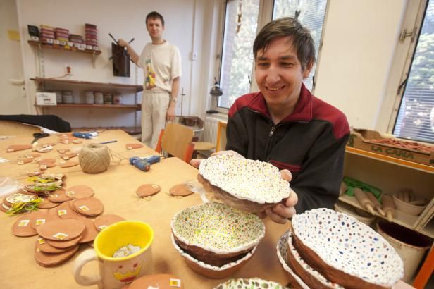obrázek: Pro chráněné dílny je handicap výhodou. O Vánocích nestíhají
