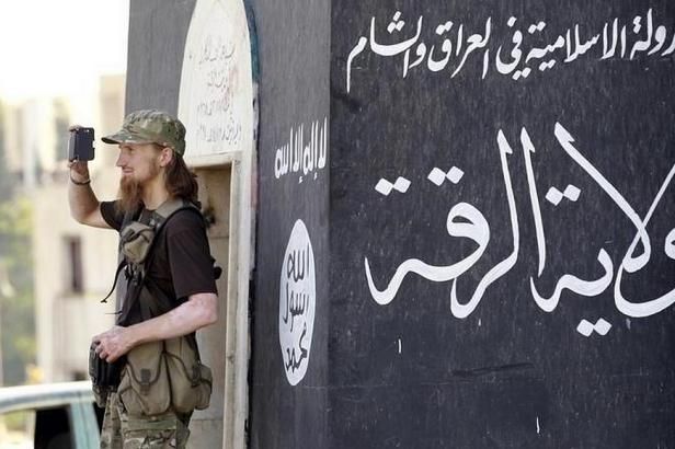 obrázek: Propaganda IS je podle šéfa FBI větší hrozbou než útoky Al-Káidy