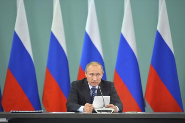 obrázek: Putin: Syrská opozice nás žádá o nálety na IS – chceme jí vyhovět