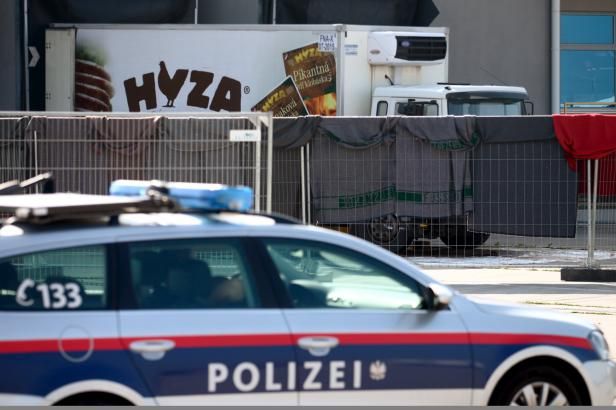 obrázek: Rakousko identifikovalo prvních 10 udušených migrantů – jsou to Iráčané