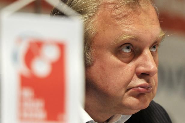 obrázek: Ransdorf: Úspěšný poslanec zapojený do problémových kauz