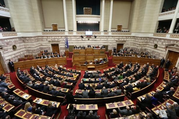 obrázek: 
Řecko míří k předčasným volbám, parlament nezvolil prezidenta
