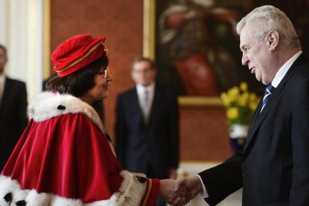 obrázek: Rektoři neuspěli, Zeman dál odmítá jmenovat tři profesory