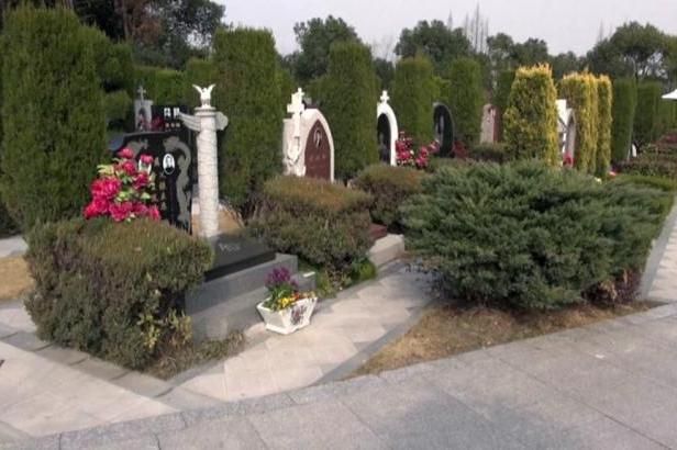 obrázek: Rok kozy nosí smůlu, čínské pohřebnictví ale jen kvete