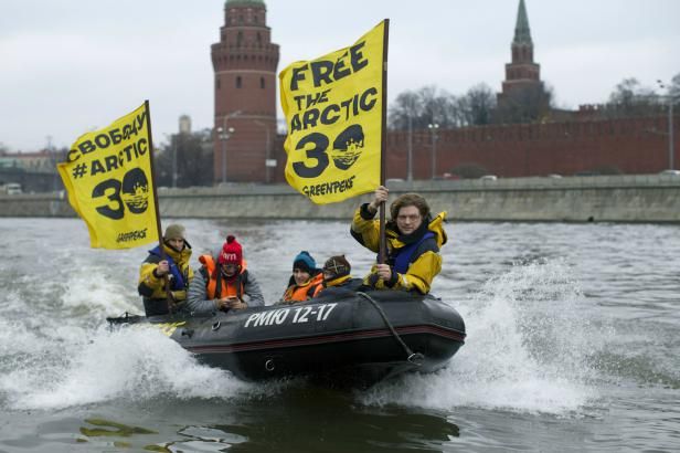 obrázek: Rusko má zaplatit odškodné za zadržení lodi Greenpeace