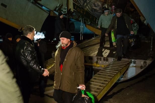 obrázek: 
Separatisté propustili další čtveřici zajatců, výměna je u konce
