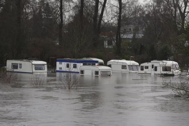 obrázek: Severozápad Anglie se znovu topí, začala evakuace