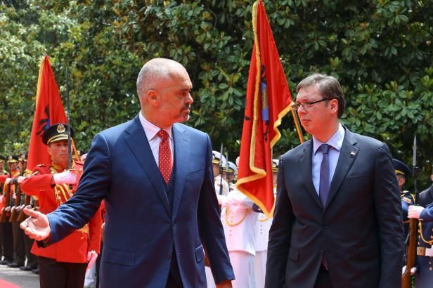 obrázek: Smiřme se jako Francouzi s Němci, nabízí Bělehradu Tirana