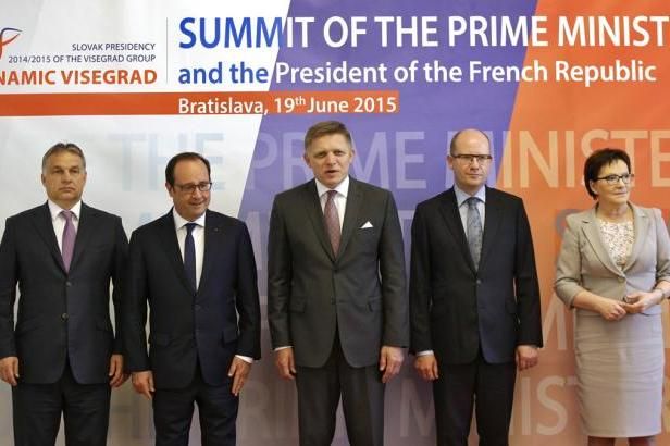 obrázek: Sobotka a Cameron shodně: Nepřijaté uprchlíky vracejme do vlasti