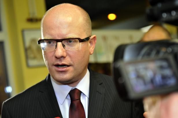 obrázek: Sobotka Babišovi: Vládní strany se nenapadají