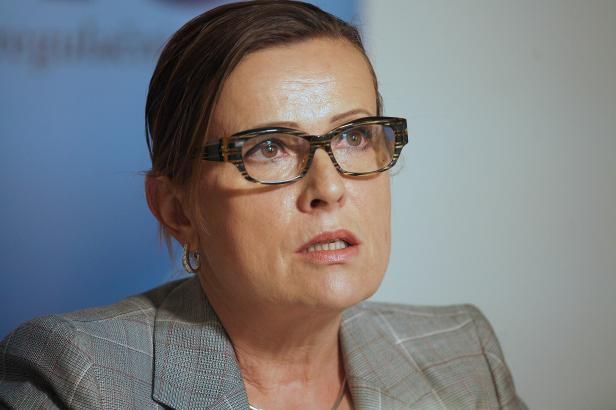 obrázek: Soud poslal šéfku ERÚ za podíl na podvodném udělení licencí na 8,5 roku do vězení