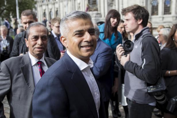 obrázek: Starostou Londýna bude labourista Sadiq Khan - první muslim ve funkci