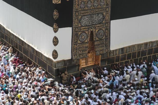 obrázek: Statisíce poutníků v Mekce, Saúdové povolali protiteroristické jednotky