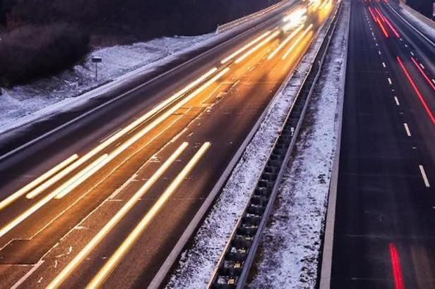 obrázek: Stopadesátkou bez pokuty. Sněmovna schválila rychlejší dálnice