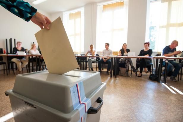 obrázek: Strany skládají účty za loňský rok: Pokladny vysály troje volby