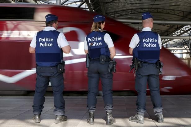 obrázek: Střelec z vlaku do Paříže je údajně islamista