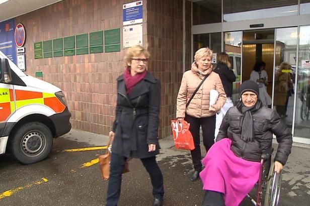 obrázek: Strojvedoucí zraněný při srážce pendolina s kamionem tráví svátky doma s rodinou