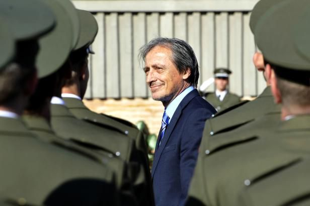 obrázek: Stropnický: NATO proti IS nezasáhne. I kvůli strachu ze stínání zajatých vojáků