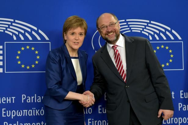 obrázek: Sturgeonová chce udržet Skotsko v EU. Její lídři ale separátní jednání odmítají