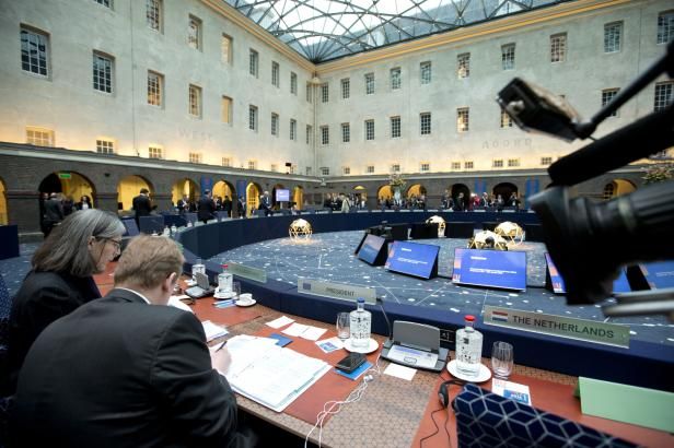 obrázek: Tlak na odchod Řecka ze Schengenu podle Chovance sílí