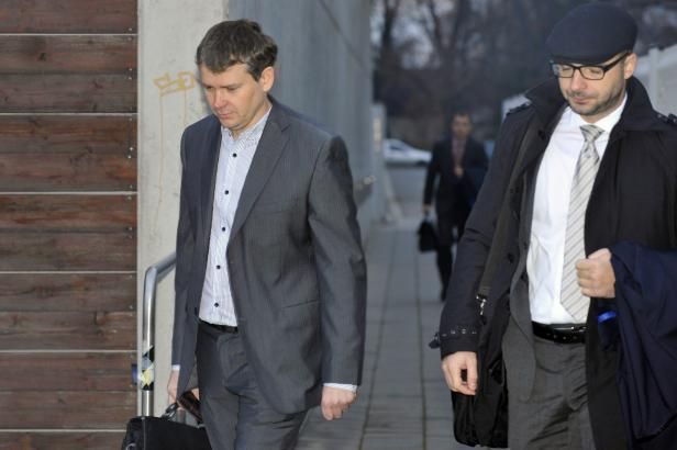 obrázek: Tomáš Březina bude jako korunní svědek navždy v ohrožení, řekl obhájce a žádá mírnost