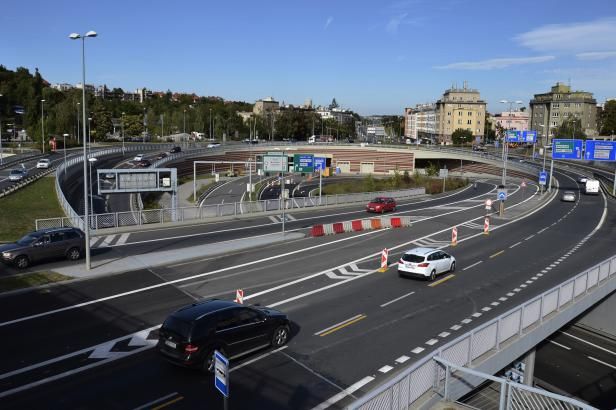 obrázek: Tunel Blanka má další problém. Hrozí, že Pražané zaplatí dvakrát za jeho správu