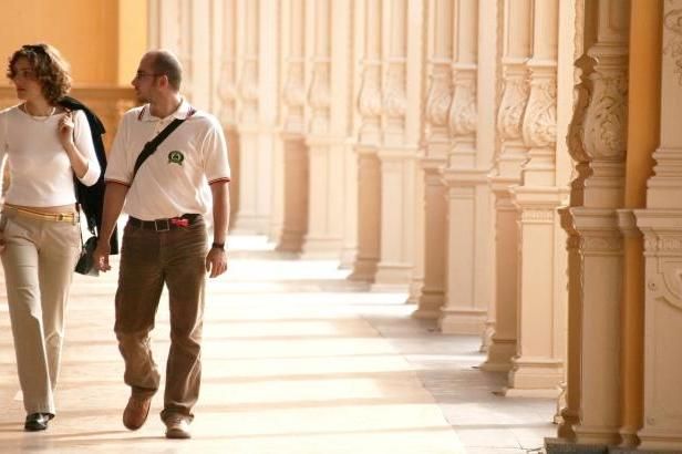
Turisté poprvé překročí rekordní hranici 8 milionů
