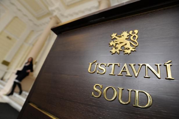 obrázek: Ústavní soud: Pokuta pro exekutora Vránu platí