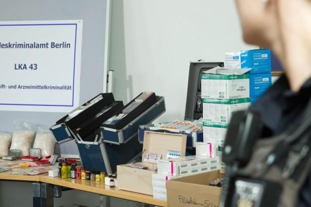 obrázek: V Berlíně zabavili rekordní množství pervitinu – patrně české výroby