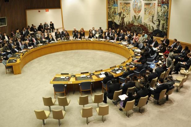 obrázek: V případě genocidy se vzdejte veta, vyzvala Amnesty stálé členy RB OSN