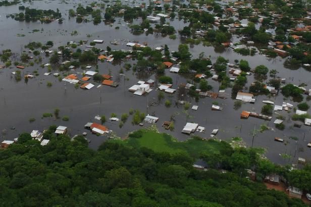 obrázek: V závěru roku působí El Niňo škody v různých částech světa