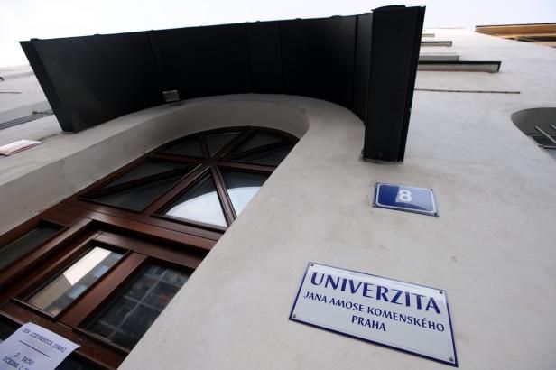 obrázek: Valachová nabídla studentům UJAKu 650 míst na jiných školách