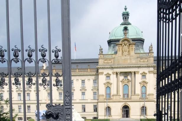 obrázek: Vláda beze změn, Ťoka Babiš nepustí