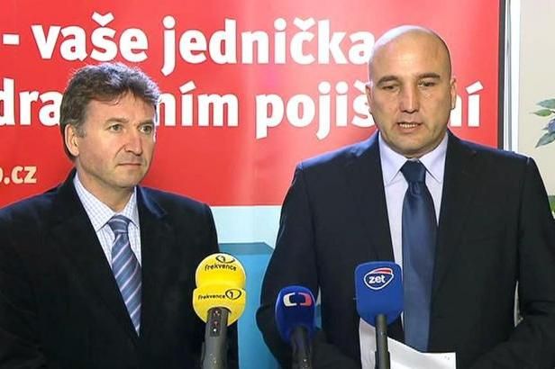 obrázek: \nVZP přihodí lékařům přes 400 milionů korun\n